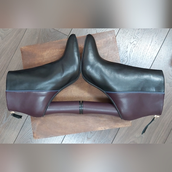 CAbi Bisset heeled boots - Picture 6 of 7